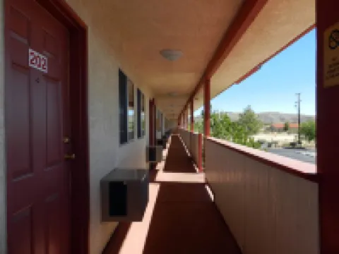 約書亞樹國家公園高沙漠汽車旅館 約書亞樹村酒店