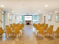 Grand Hotel Gallia & Londres Hotels in Lourdes