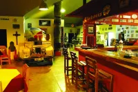 Gondwana Canyon Roadhouse - Bares