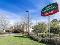 Courtyard Gulf Shores Craft Farms Hotels near Jack Edwards Airport