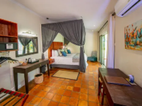 Shongwe Lookout Hotels in Hwange