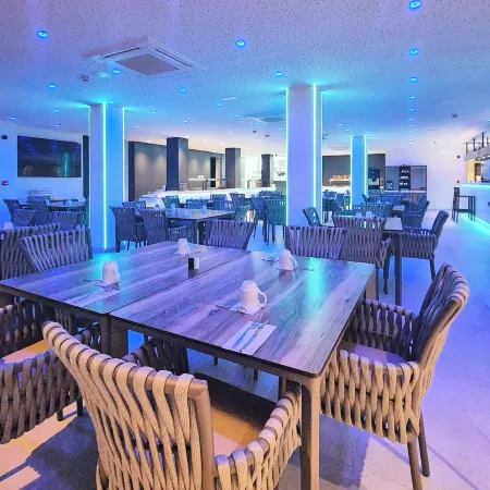 Apartamentos Ponent