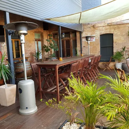 Commercial Hotel