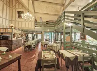 Logis Hôtel le Pan de Bois Hotels in Bucheres