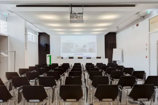 羅馬坎普拉斯旅客假日旅館 住宿飯店