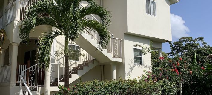 Rayon Hotel Các khách sạn ở Negril
