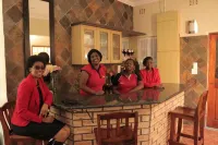 Rose Petals Guest House - Pensions