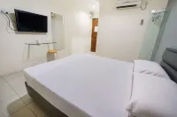 Dju Dju Hotel Hoteller i Lubuk Baja Kota