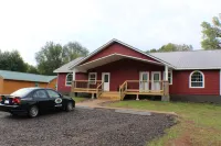 Trailhead Suites Hotels in Marysville