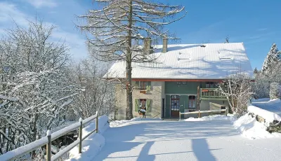 L'Ourserie Bed & Breakfast Hotels in Lugrin
