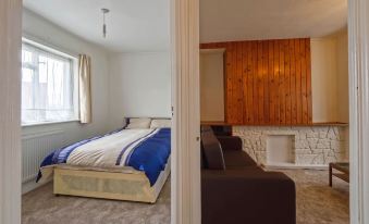 2 Bedroom Apt in Residential Locality