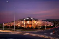 Saxton Lodge Motel Hotels in Richmond