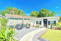 Lil’ Scotty - Private Cozy Efficiency Hotels near Walmart Garden Center