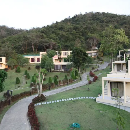 Hi-Scene Resort