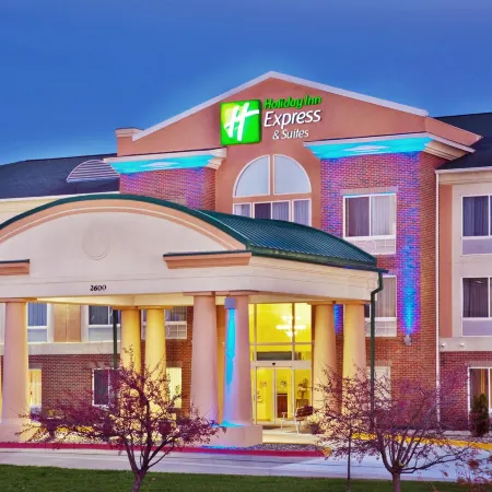 Holiday Inn Express & Suites AMES by IHG