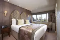 Cedar Manor Hotels in Windermere