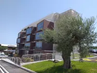 Residence Smeraldo Hôtels à proximité de : Parrocchia Santa Maria In Vineis
