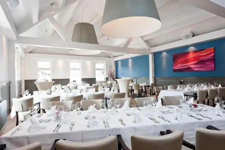 Fletcher Hotel-Restaurant Teugel Uden-Veghel Отели в г. Осс