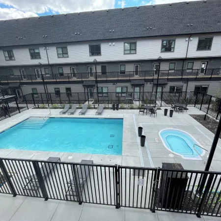Skyline 102 Mountain View Townhouse-AC-Heated Pool; Hot Tub