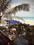 Libelula  Beachfront Hotel 蜻蜓圖蘭海濱酒店 - 海景