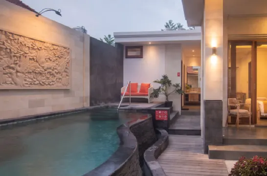 The Cozy Haven Sanur Отели рядом с достопримечательностью «Санур»