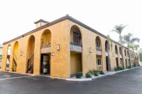 Rodeway Inn & Suites Colton-Riverside