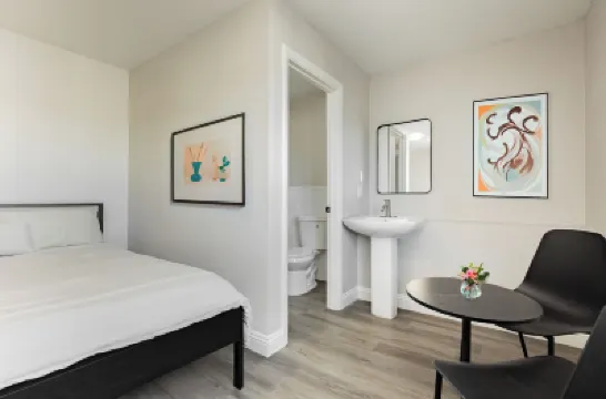 G Hotel Las Vegas サム・ボイド・スタジアム周辺のホテル
