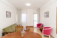 فلورا هوتل أبارتمنتس