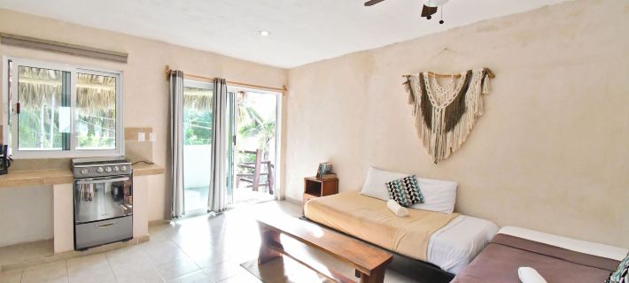 Casa Maria Bonita Hotel & Restaurant El Cuyo by Spot Rentals Hotels in Tizimin