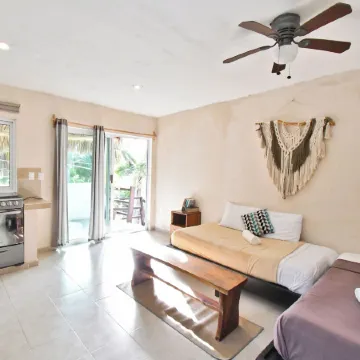 Casa Maria Bonita Hotel & Restaurant El Cuyo by Spot Rentals