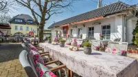 The Little Britain Inn Themed Hotel One of a Kind in Europe Hôtels à : VettelschoB