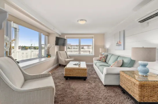 Guest House Suites Hotels near Salisbury Beach