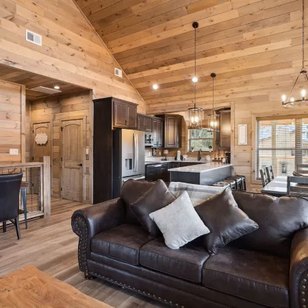 Little Bear Lodge 3 Bedroom Cabin by RedAwning