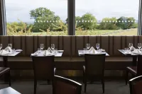The Oxfordshire Golf & Spa Hotel - sarapan