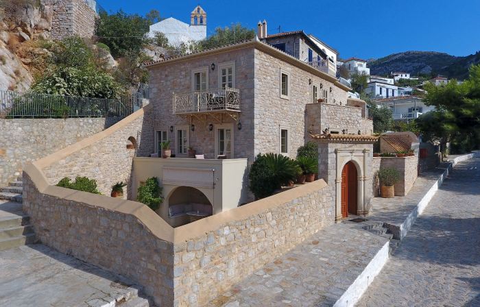 Angelica Traditional Boutique Hotel