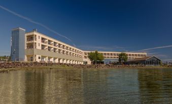 Best Western Plus Silverdale Beach Hotel