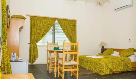 Anomabo Beach Resort Отели в г. Mankessim