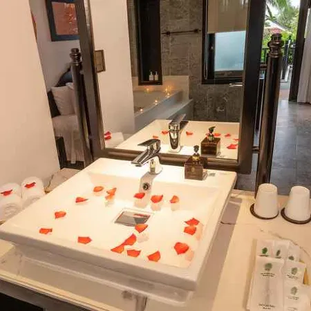 Hoi An Coco River Resort & Spa