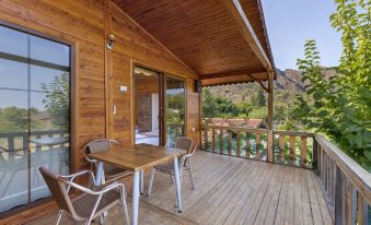 Flora Pansiyon Cirali