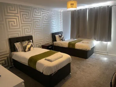 Basildon 3 Bedroom - Free Parking Private Garden Các khách sạn gần Trinity Methodist Church