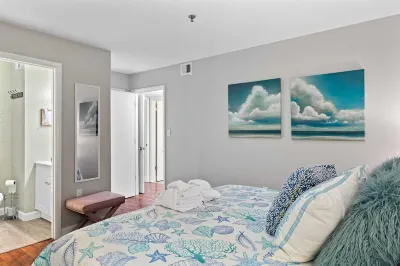 After Dune Delight-King Bed Mbr, 5 minute walk to beach, 2br/2ba near everything