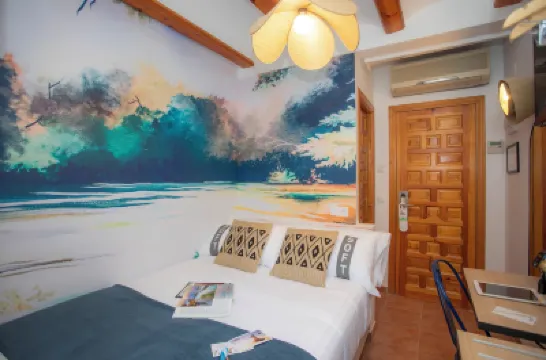 Casual Natura Valencia Hoteles cerca de Estación Valencia Joaquín Sorolla