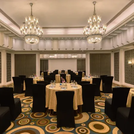 Holiday Inn COCHIN by IHG