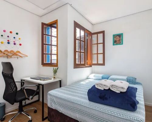 Hostel Casa Azul Hotels near Independence Monument