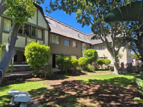 Afton Safari Lodge Hotel berhampiran MDS Collivery Cape Town