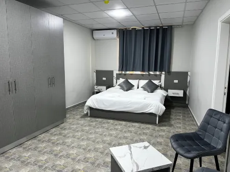 Downtown inn Отели в г. Ma'in