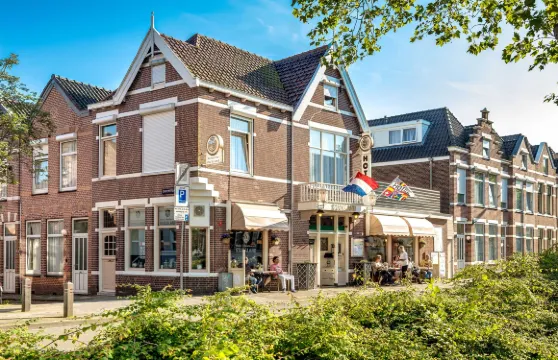 斯坦德恩蘭德酒店