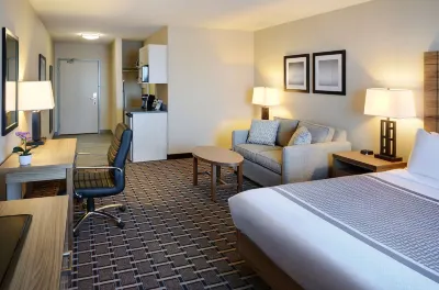 Pomeroy Inn and Suites Vermilion Hotel in zona Lakeland College