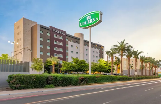 埃莫西約 魯克那酒店