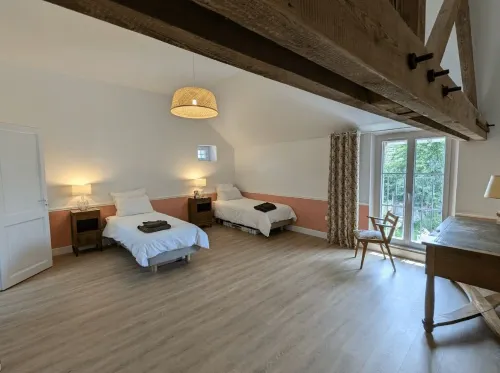 La Maison Cornon Hotels in Crepy-en-Valois
